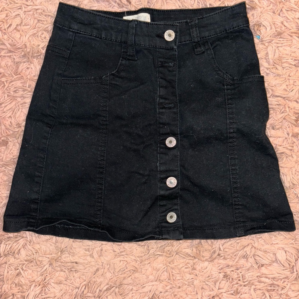 Sky and Sparrow mini black jean skirt size 3